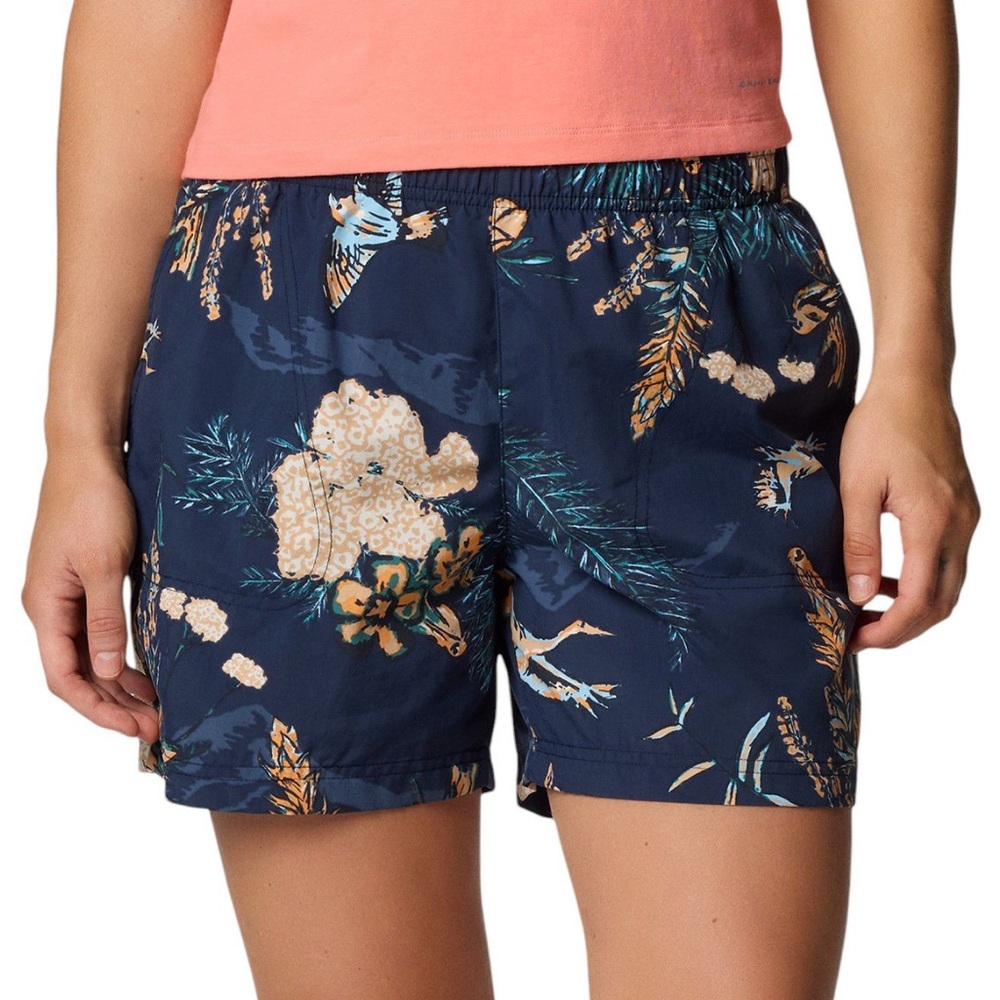 Columbia Women’s Sandy River III Cargo Shorts
